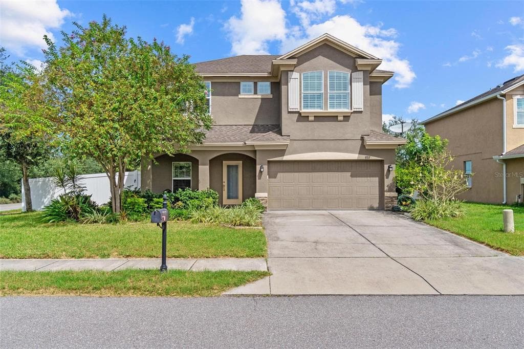 7717 LANDCARE LANE TAMPA, FL 33616