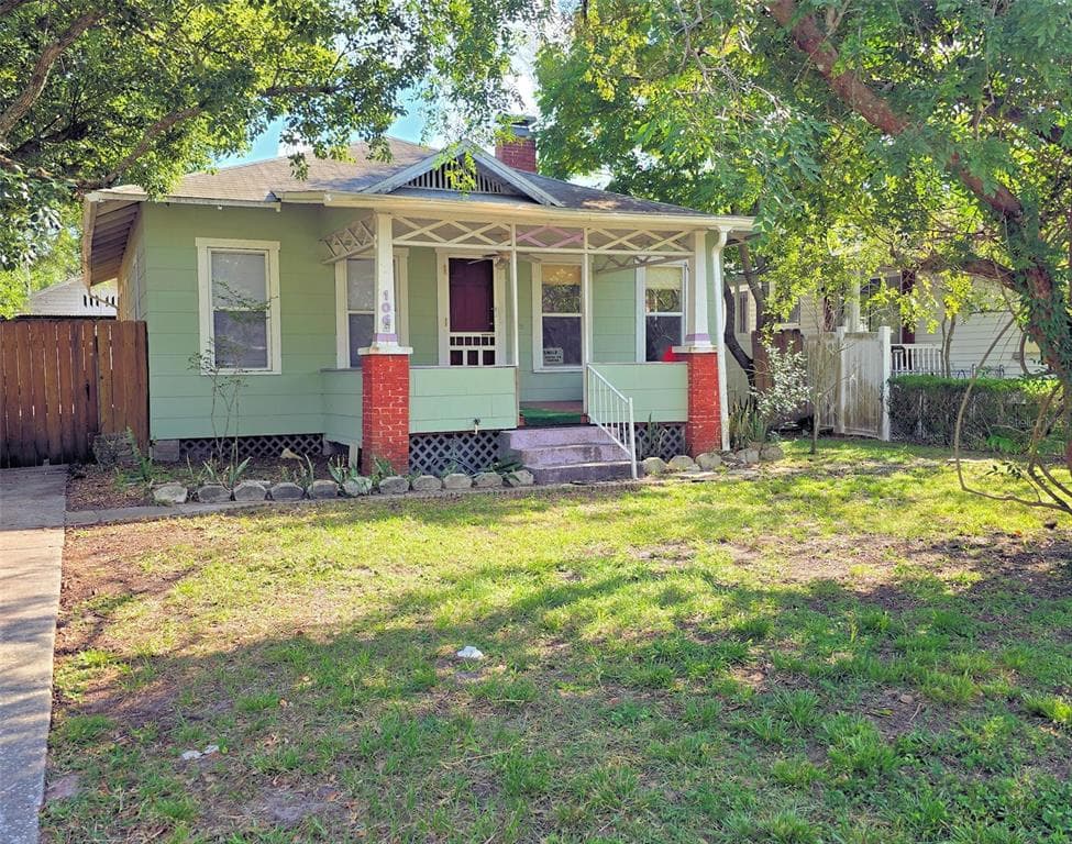 106 W LAMBRIGHT STREET TAMPA, FL 33604