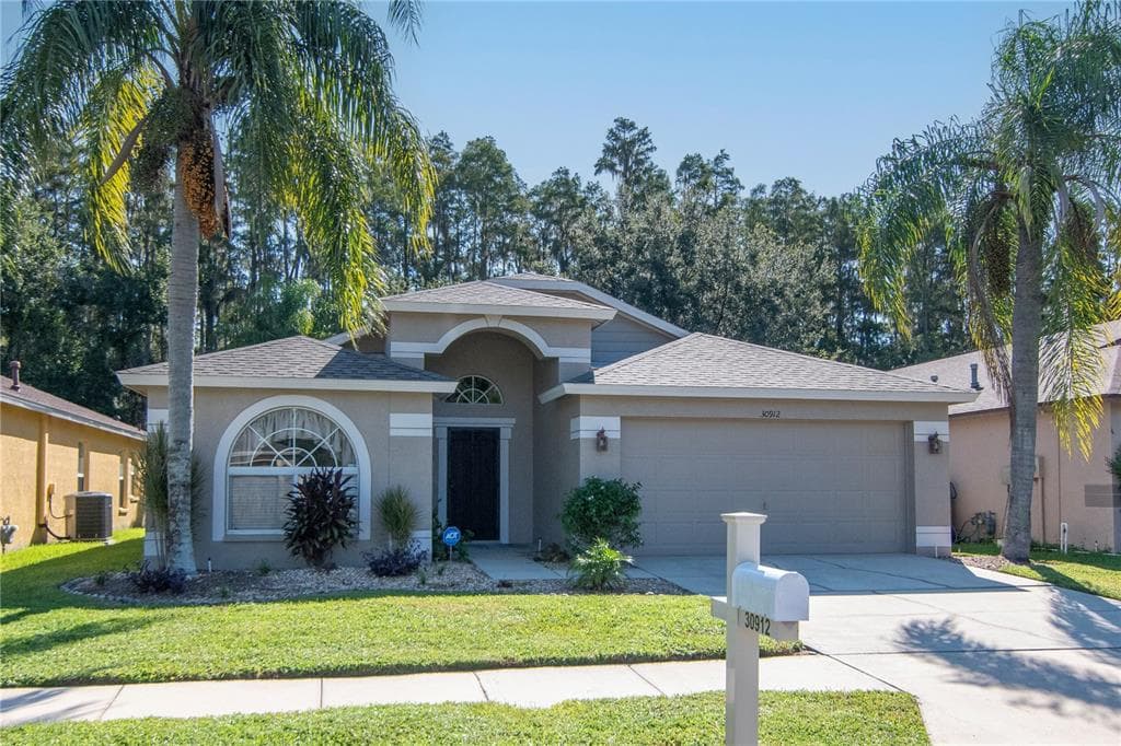 30912 BURLEIGH DRIVE WESLEY CHAPEL, FL 33543