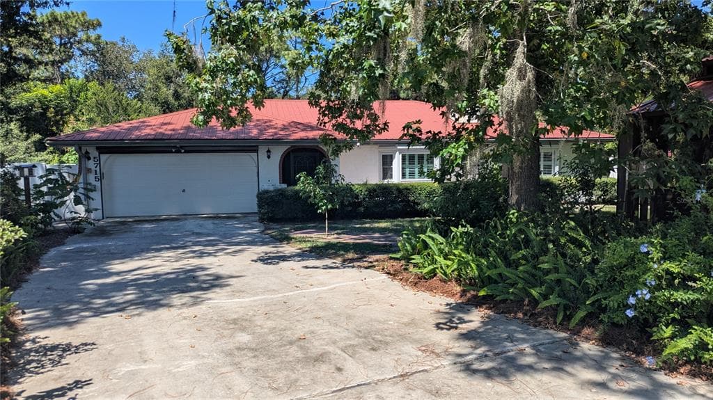 5715 W PAUL BRYANT DRIVE CRYSTAL RIVER, FL 34429
