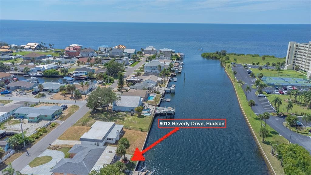 6013 BEVERLY DRIVE HUDSON, FL 34667