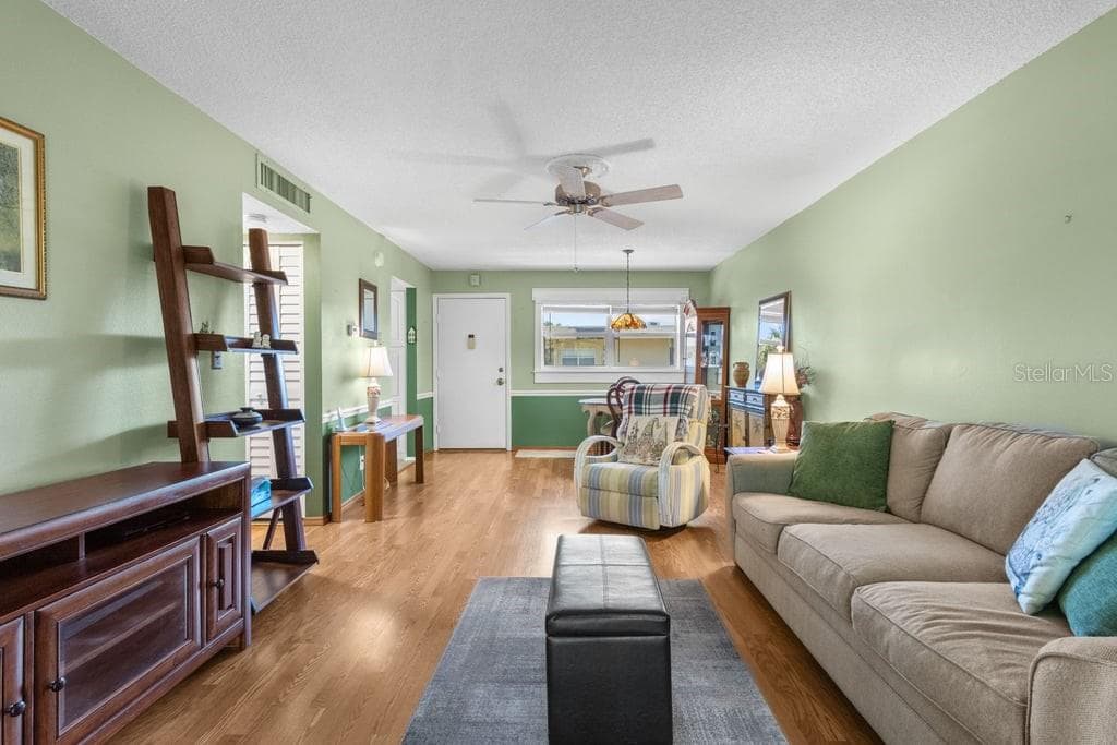 11485 OAKHURST ROAD UNIT 200-309 LARGO, FL 33774