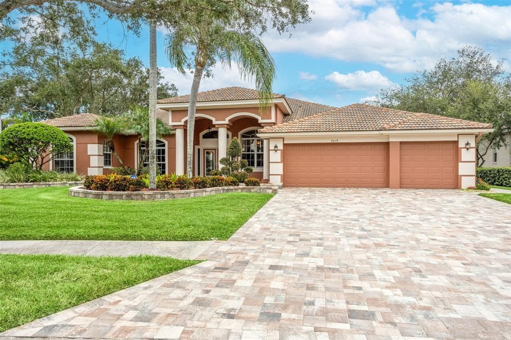 2019 DIAMOND COURT OLDSMAR, FL 34677
