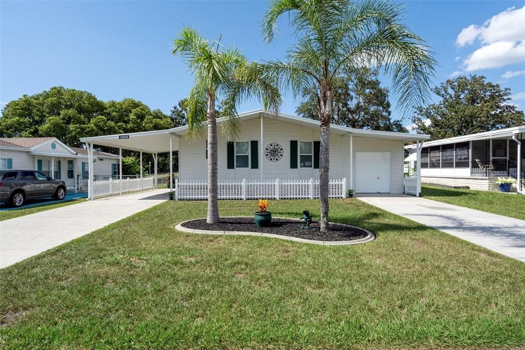 12053 THORNRIDGE STREET BROOKSVILLE, FL 34613