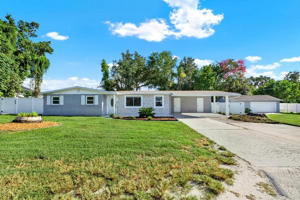 912 N PARSONS AVENUE UNIT A BRANDON, FL 33510