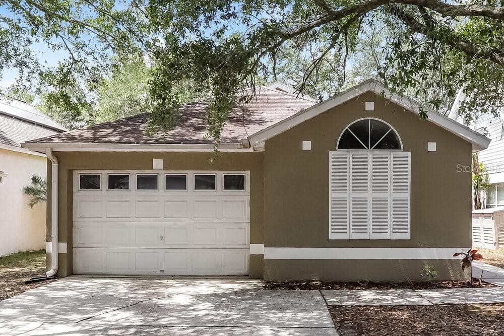 624 CAPE COD CIRCLE VALRICO, FL 33594