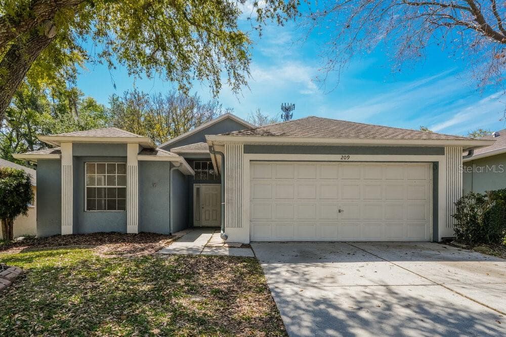 209 CHARDONNAY PLACE VALRICO, FL 33594