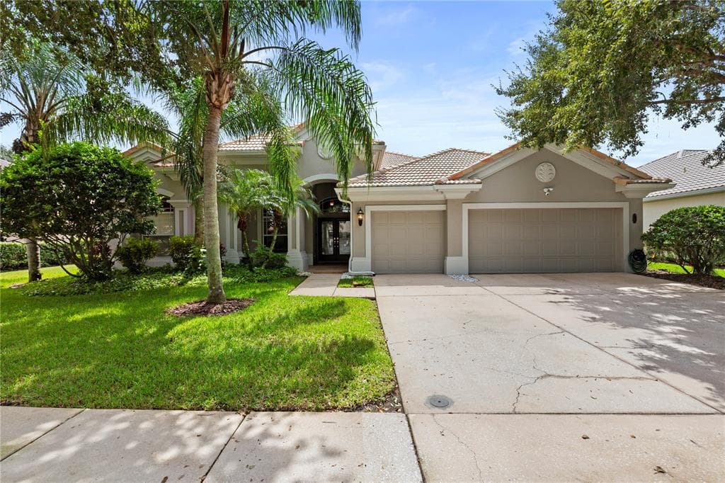 10209 WATERSIDE OAKS DRIVE TAMPA, FL 33647
