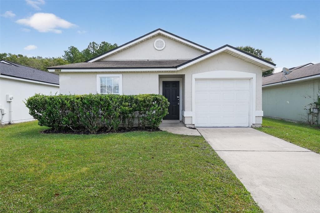 1823 PINETA COVE DRIVE MIDDLEBURG, FL 32068