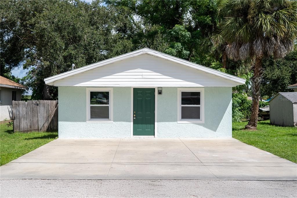 215 22ND STREET W PALMETTO, FL 34221