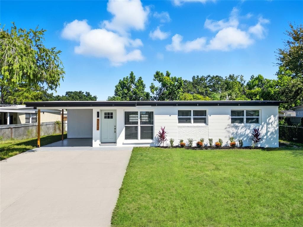 7112 ROBINDALE ROAD TAMPA, FL 33619