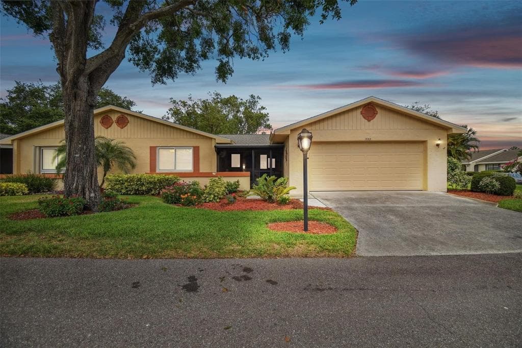 1533 INGRAM DRIVE SUN CITY CENTER, FL 33573