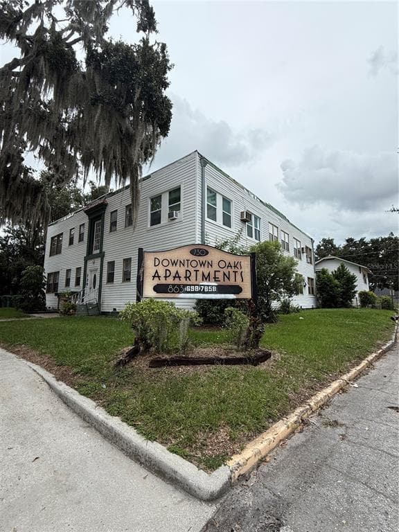 730 W CENTRAL AVENUE UNIT 8 WINTER HAVEN, FL 33880