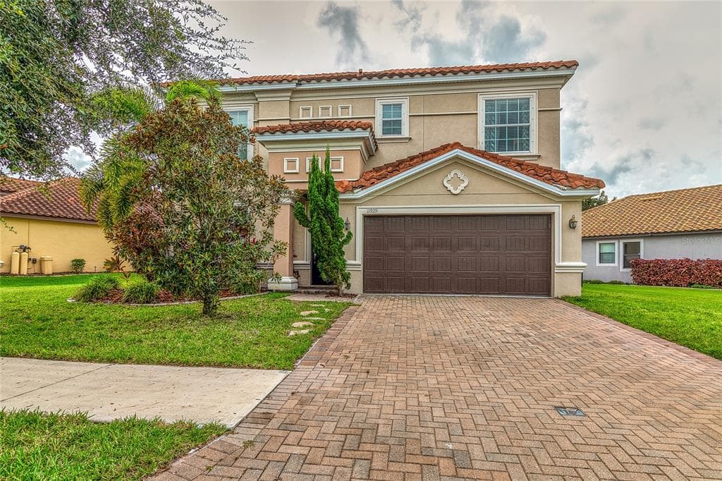 11929 FROST ASTER DRIVE RIVERVIEW, FL 33579