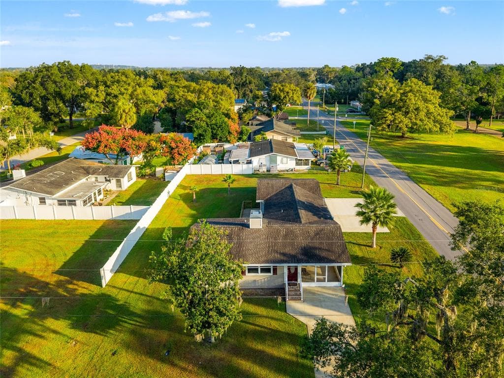5627 20TH STREET ZEPHYRHILLS, FL 33542