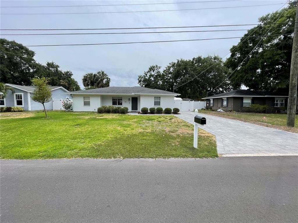 3912 W SAN MIGUEL STREET TAMPA, FL 33629