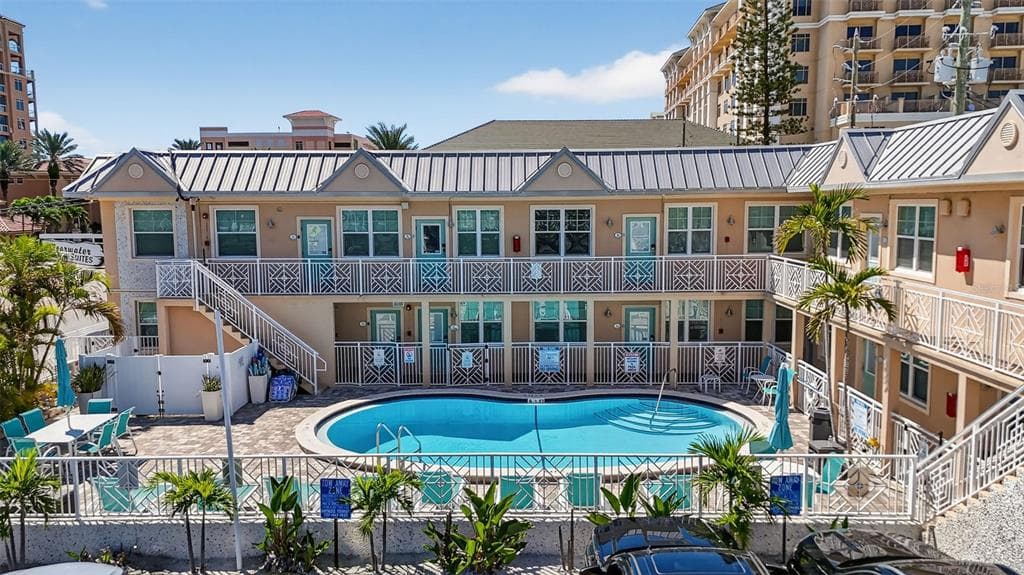 530 MANDALAY AVENUE UNIT 102 CLEARWATER BEACH, FL 33767