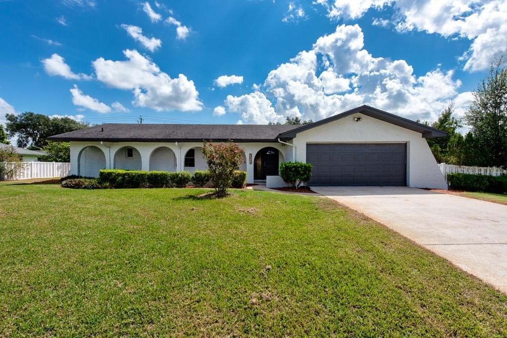 6230 ELM SQUARE E LAKELAND, FL 33813