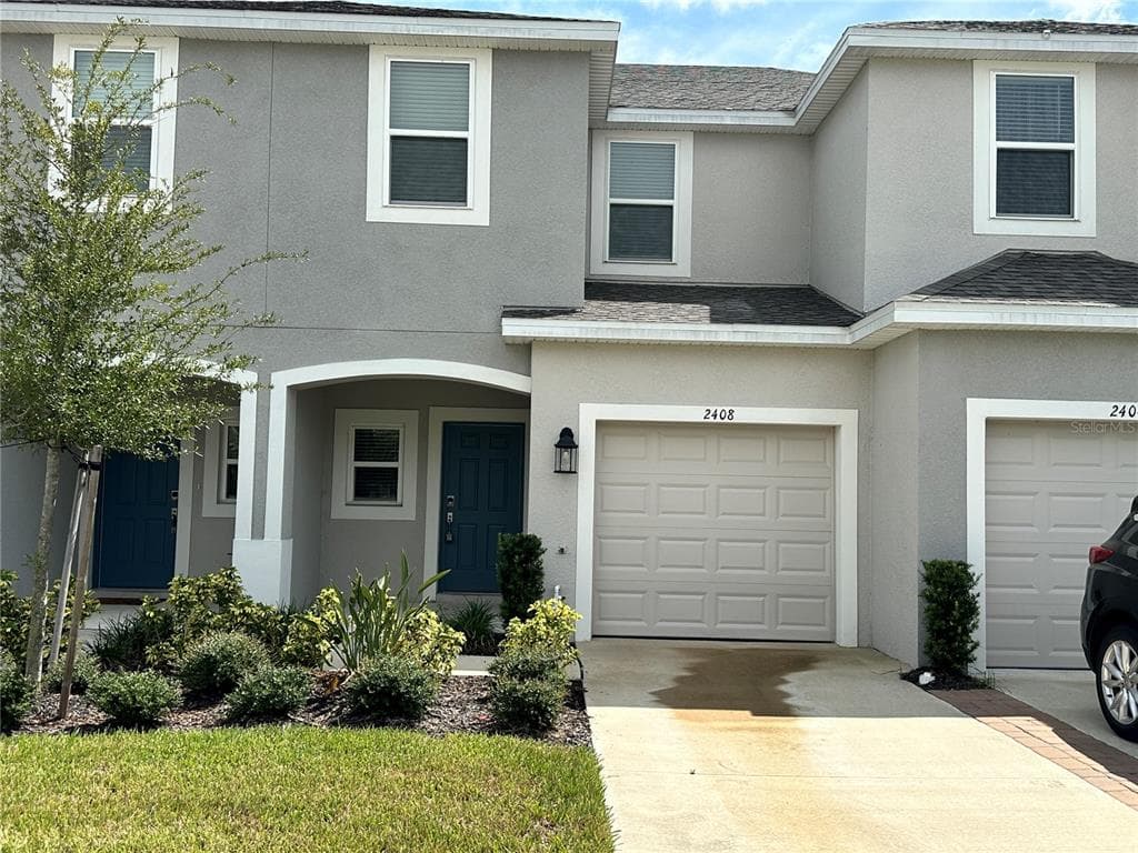2408 PARAVANE WAY WESLEY CHAPEL, FL 33543