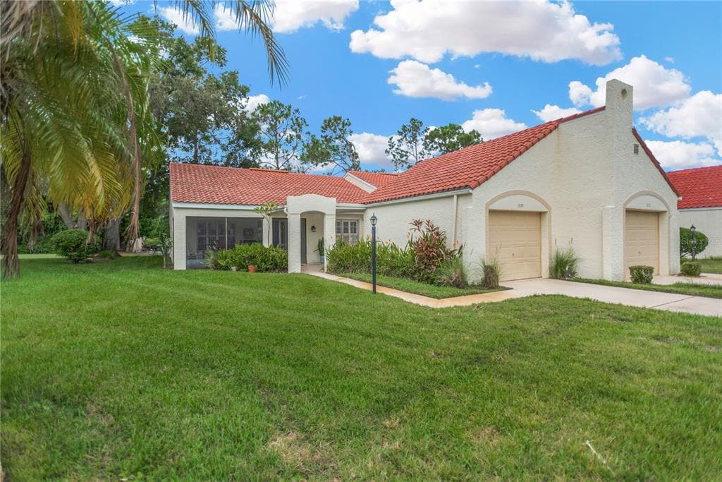 1090 SEVILLE DRIVE UNIT 29