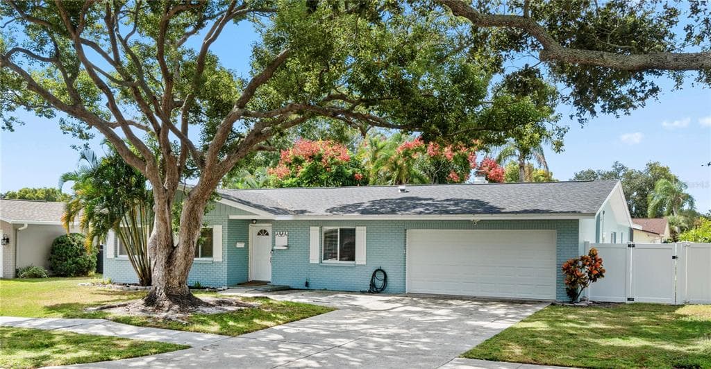 1852 ALBRIGHT DRIVE CLEARWATER, FL 33765