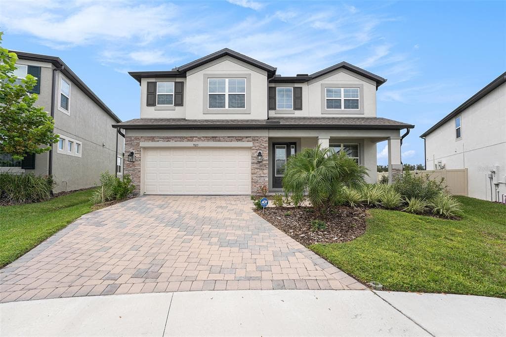 7815 BRONZE OAK DRIVE WESLEY CHAPEL, FL 33545