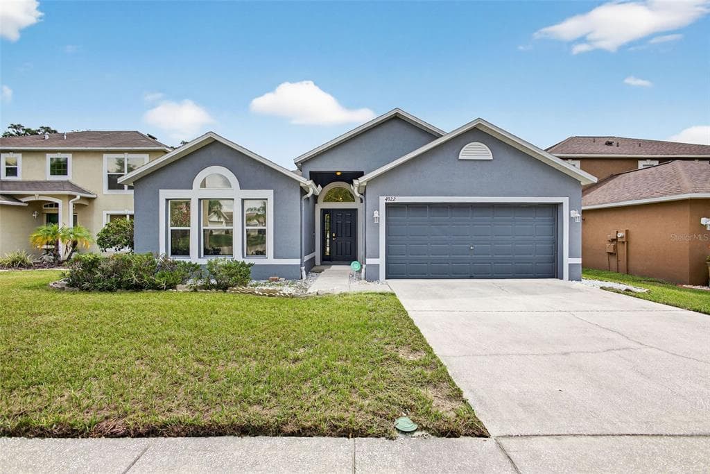 4922 COPPER CANYON BOULEVARD VALRICO, FL 33594