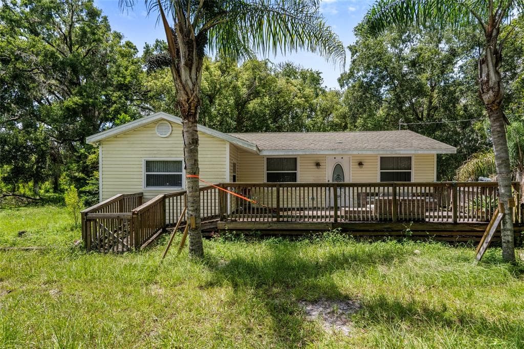 20105 GREEN GRASS LANE LUTZ, FL 33558