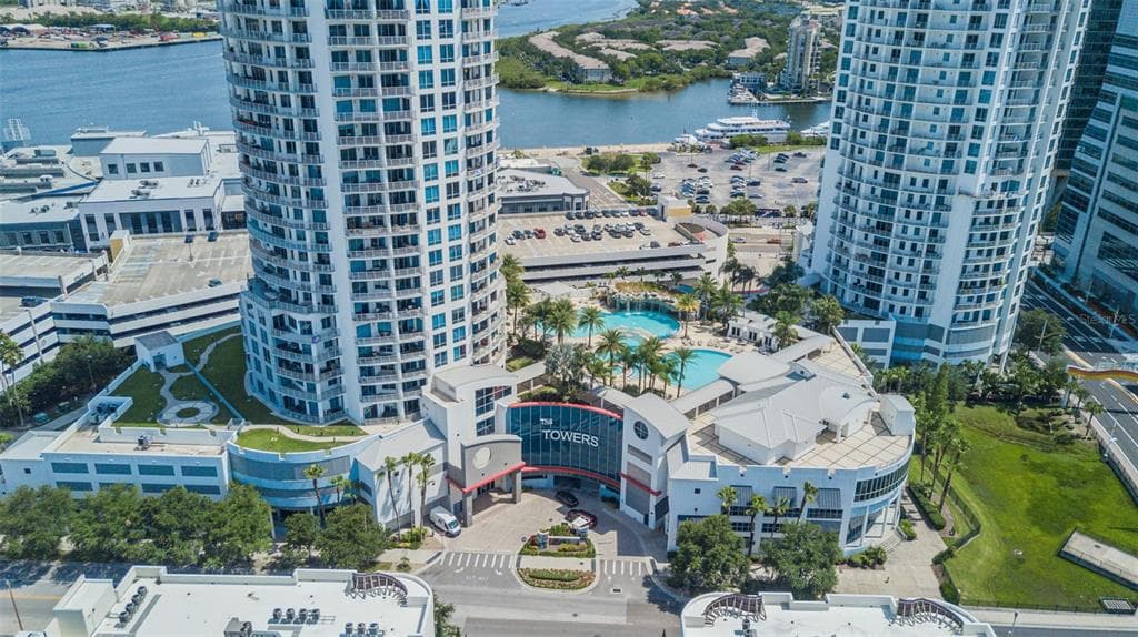 1209 E CUMBERLAND AVENUE UNIT 506 TAMPA, FL 33602