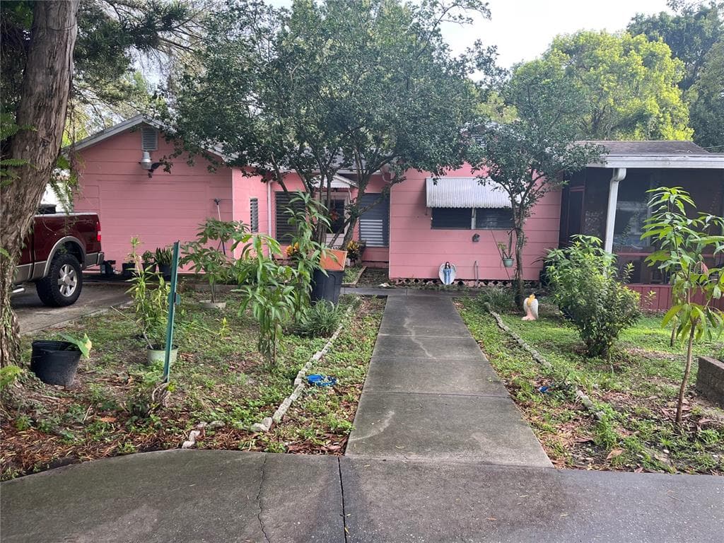555 MONROE AVENUE