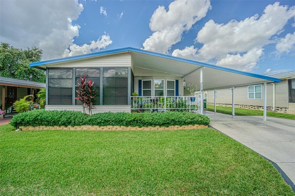 3201 GREAT OAK STREET WESLEY CHAPEL, FL 33543