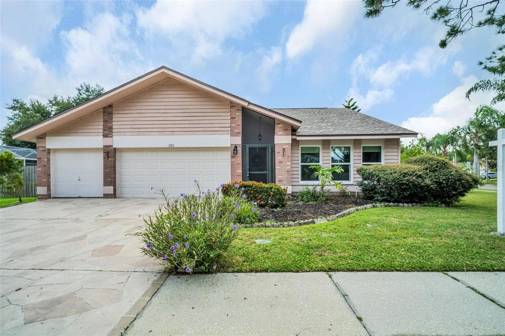 11901 STEPPINGSTONE BOULEVARD TAMPA, FL 33635