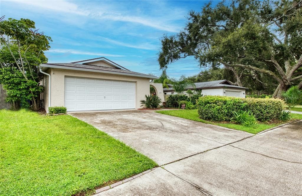 1007 VINEYARD COURT DUNEDIN, FL 34698