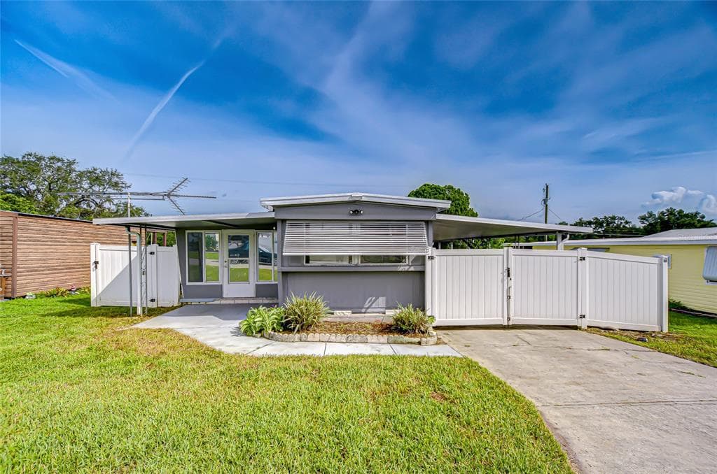 37741 NEWAL AVENUE ZEPHYRHILLS, FL 33542