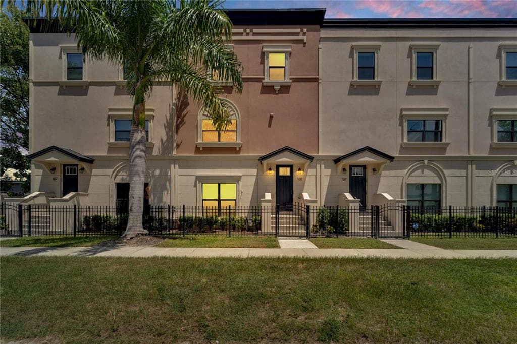 3421 W HORATIO STREET UNIT 108 TAMPA, FL 33609