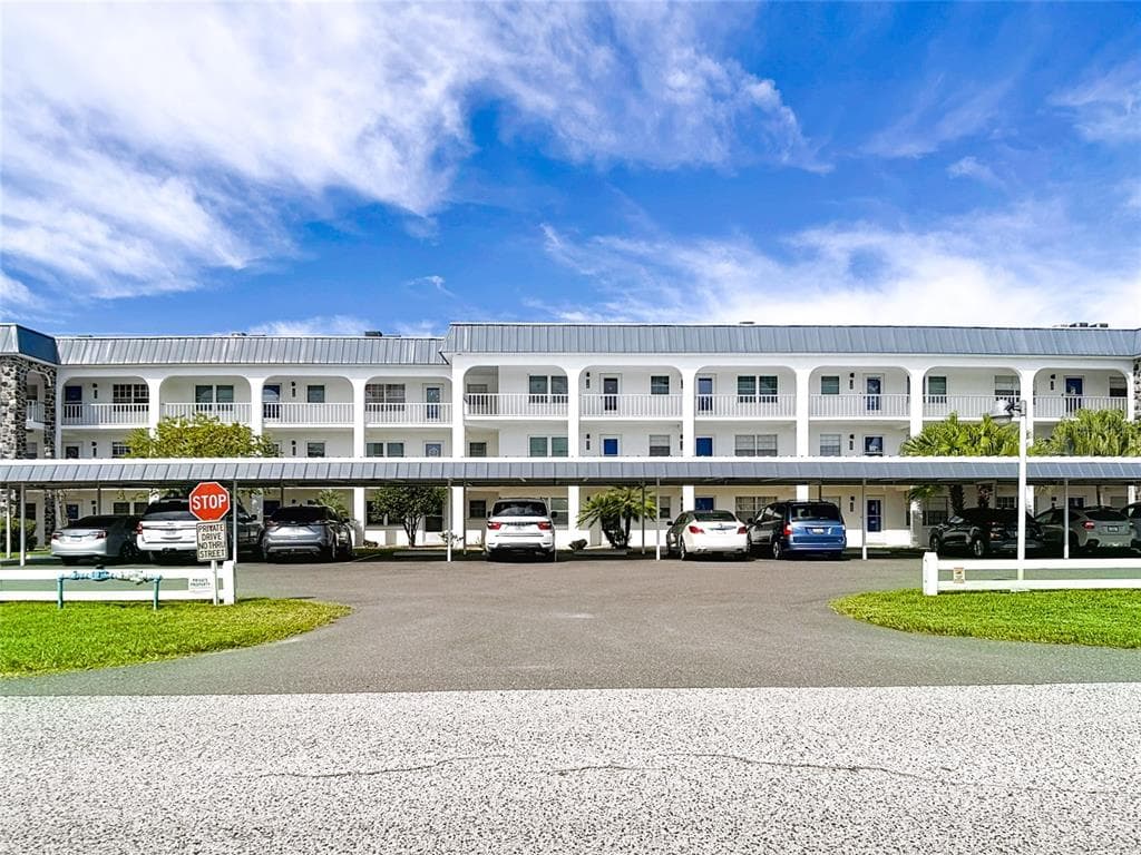 4801 AIRPORT ROAD UNIT 119 ZEPHYRHILLS, FL 33542