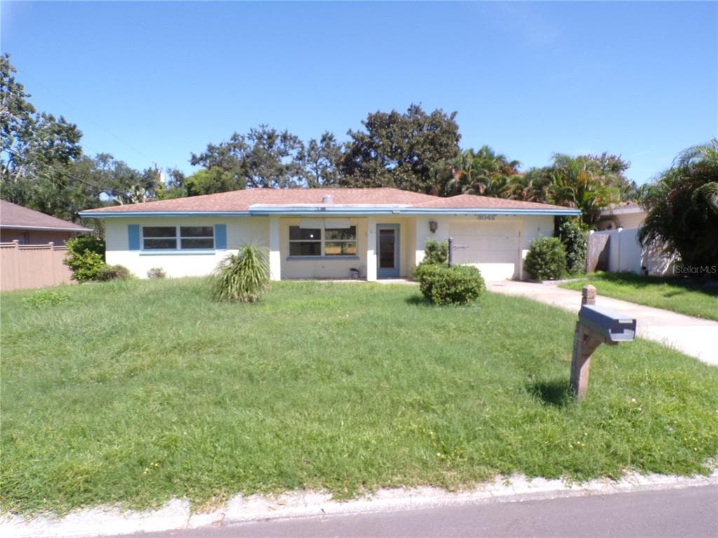 3042 KAPOK KOVE DRIVE CLEARWATER, FL 33759