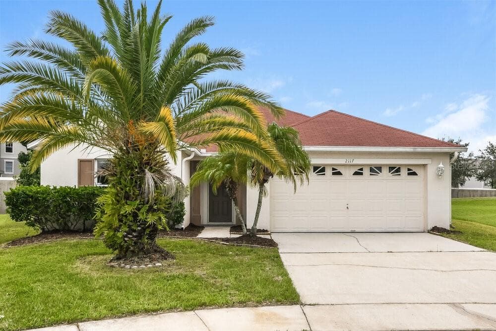 2117 FLEET COURT KISSIMMEE, FL 34744