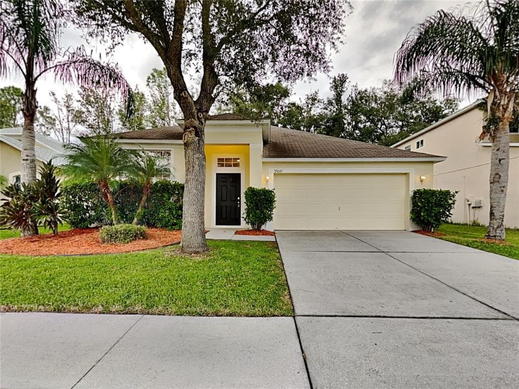 35045 MEADOW REACH DRIVE ZEPHYRHILLS, FL 33541