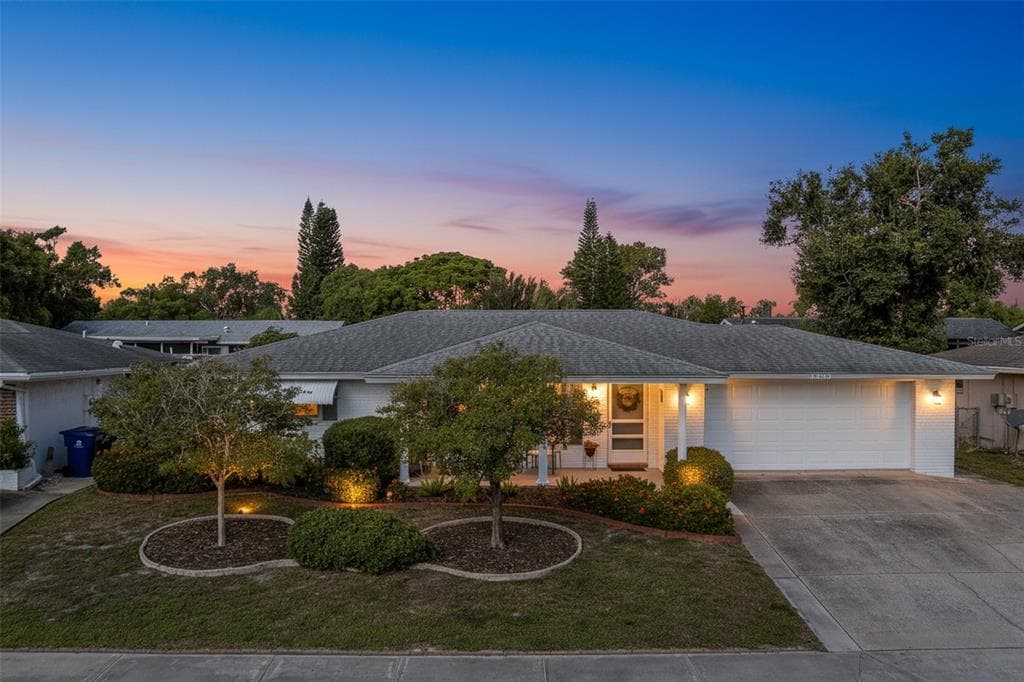 8909 STERLING LANE PORT RICHEY, FL 34668