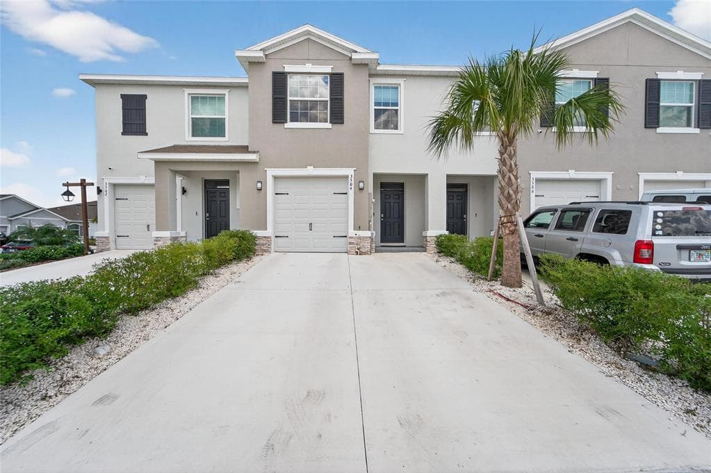 3504 WHITE DANDELION COURT PLANT CITY, FL 33565