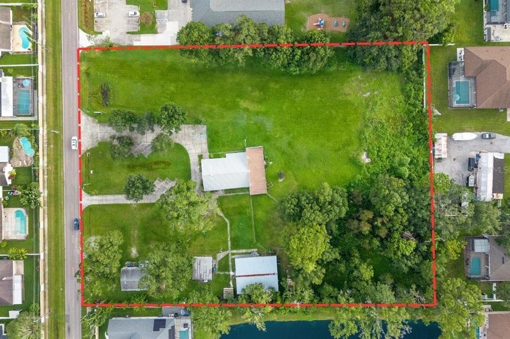 15402 CASEY ROAD TAMPA, FL 33624