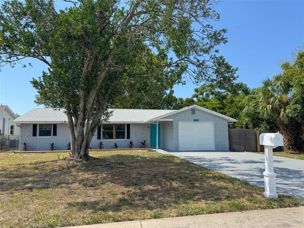 8927 ROBLE WAY PORT RICHEY, FL 34668
