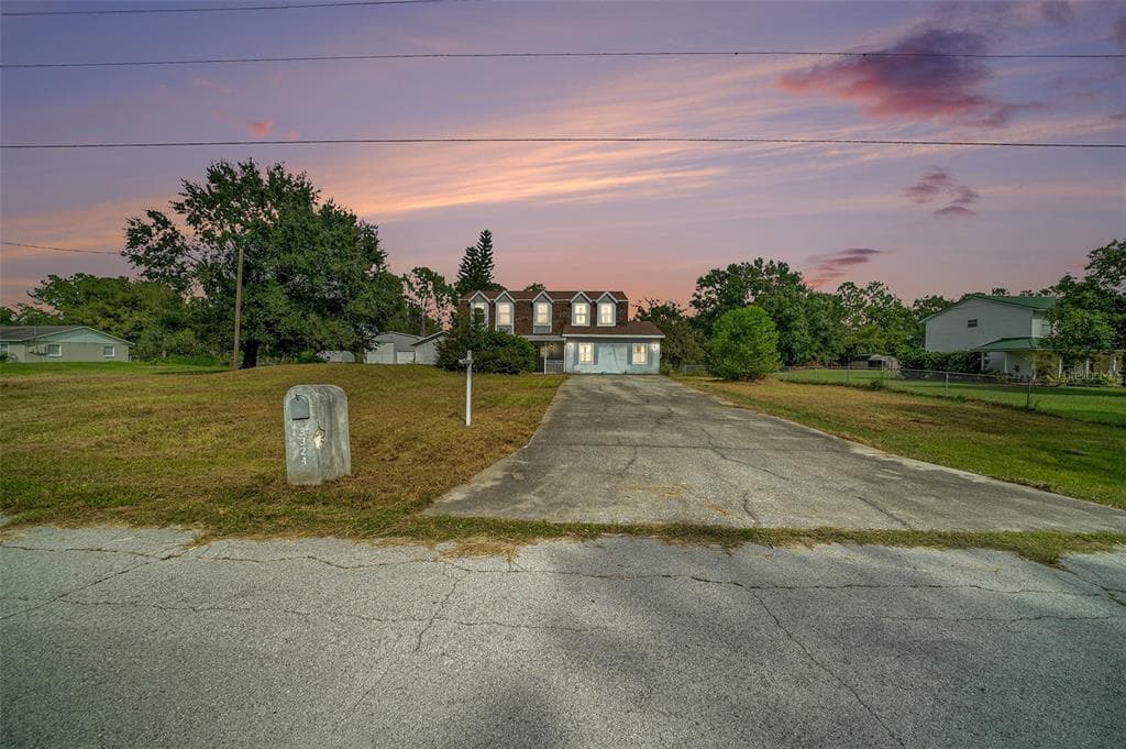 3324 HAYSTACK ROAD WESLEY CHAPEL, FL 33543