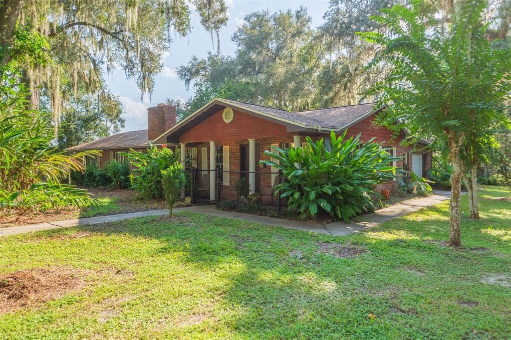 16225 BELLAMY BROTHERS BOULEVARD DADE CITY, FL 33525