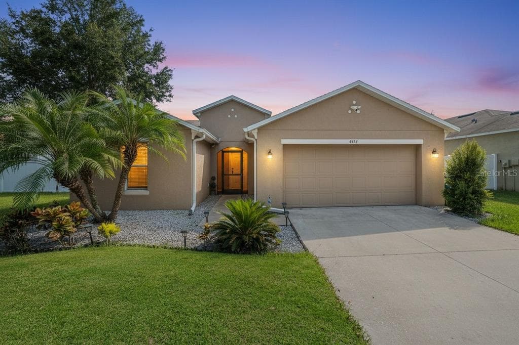 4434 FIELDVIEW CIRCLE WESLEY CHAPEL, FL 33545