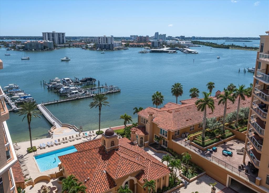 521 MANDALAY AVENUE UNIT 1105 CLEARWATER BEACH, FL 33767