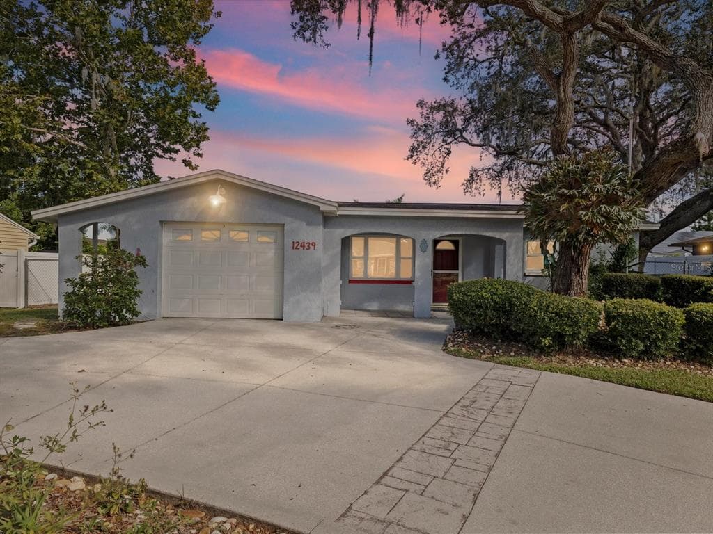 12439 WILLOW TREE AVENUE HUDSON, FL 34669