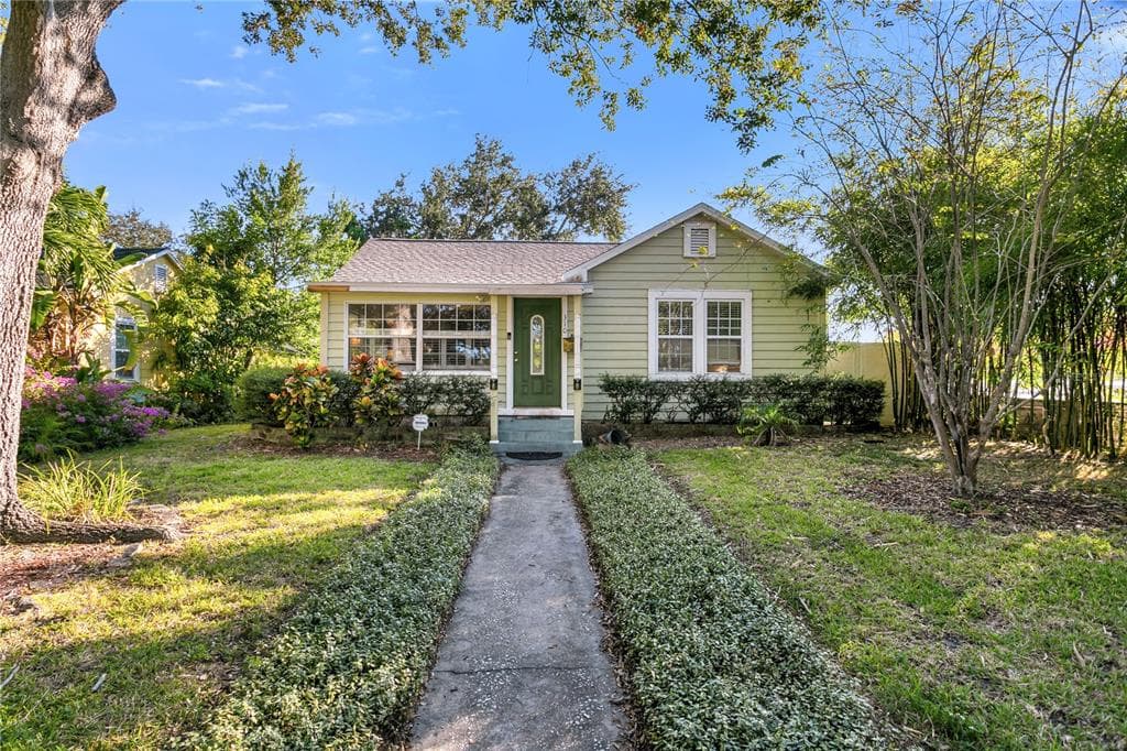 310 29TH AVENUE N ST PETERSBURG, FL 33704