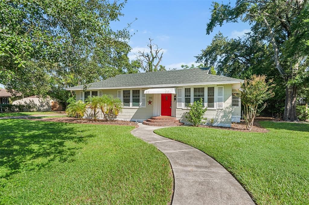 301 W BELVEDERE STREET LAKELAND, FL 33803